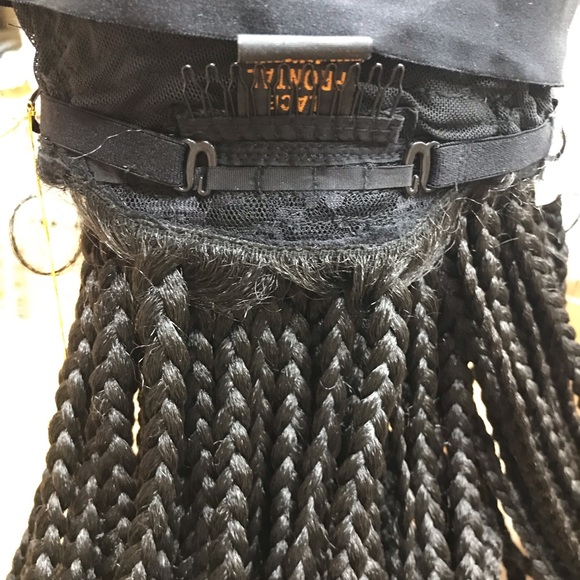 Outre Knotless Triangle Part Braids Lace Frontal Wig - Picture 9 of 12